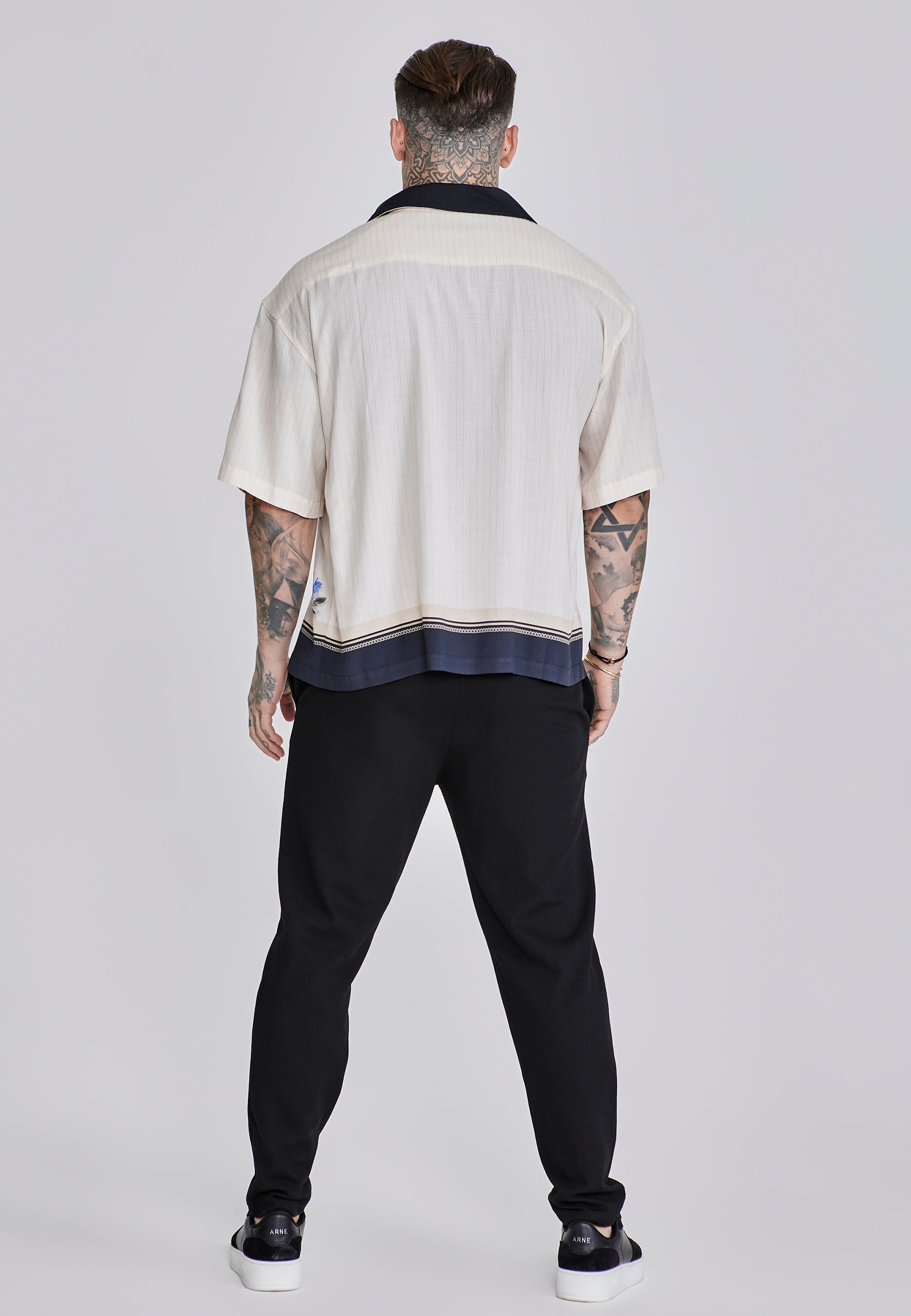 Resort Shirt in Ecru Shirts SikSilk