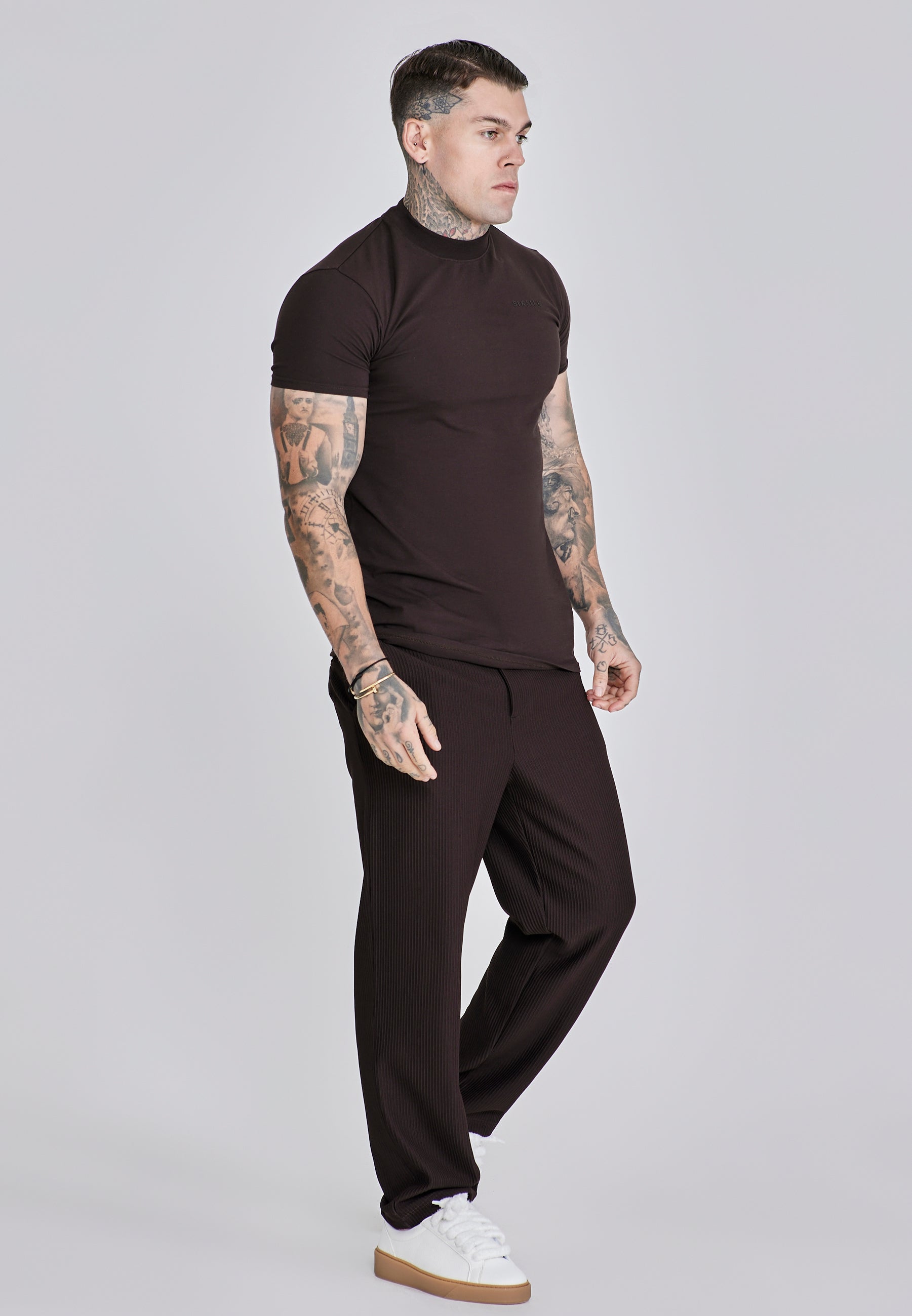 Muscle Fit T-Shirt in Brown T-Shirts SikSilk