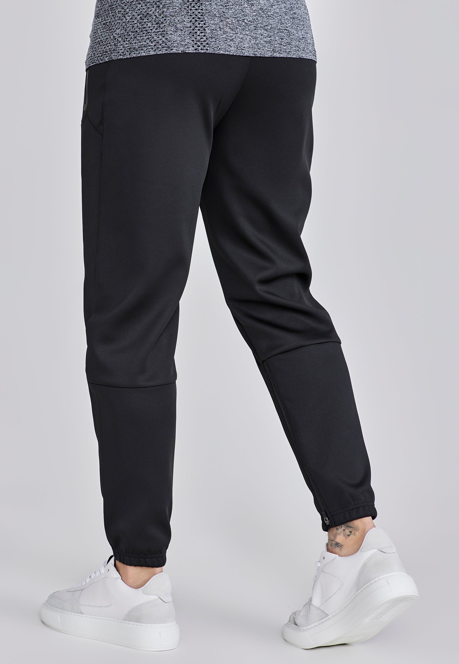 Tapered Joggers in Black Pants SikSilk
