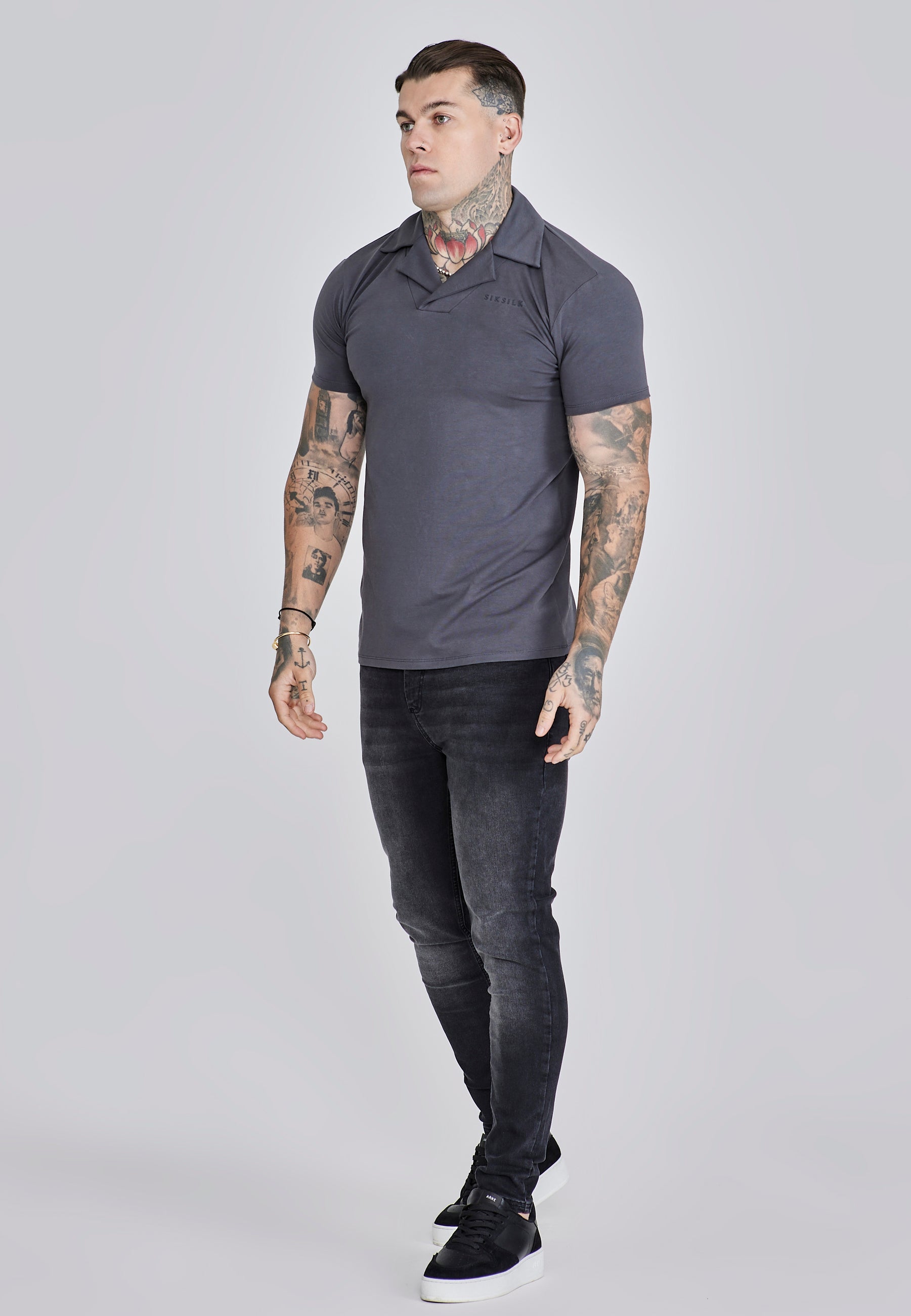 Smart Revere Polo - Muscle Fit in Black T-Shirts SikSilk