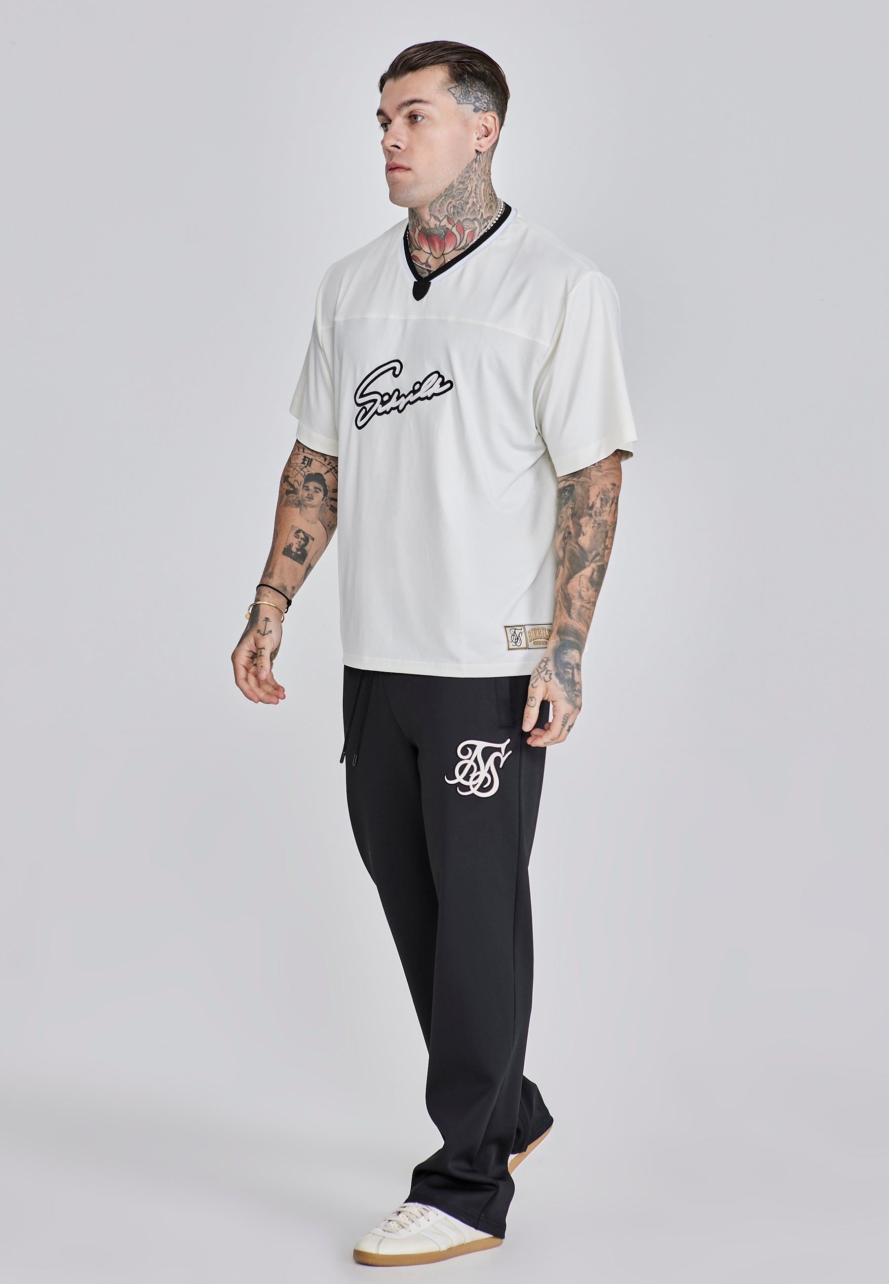 Sports T-shirt in ecru T-shirts SikSilk