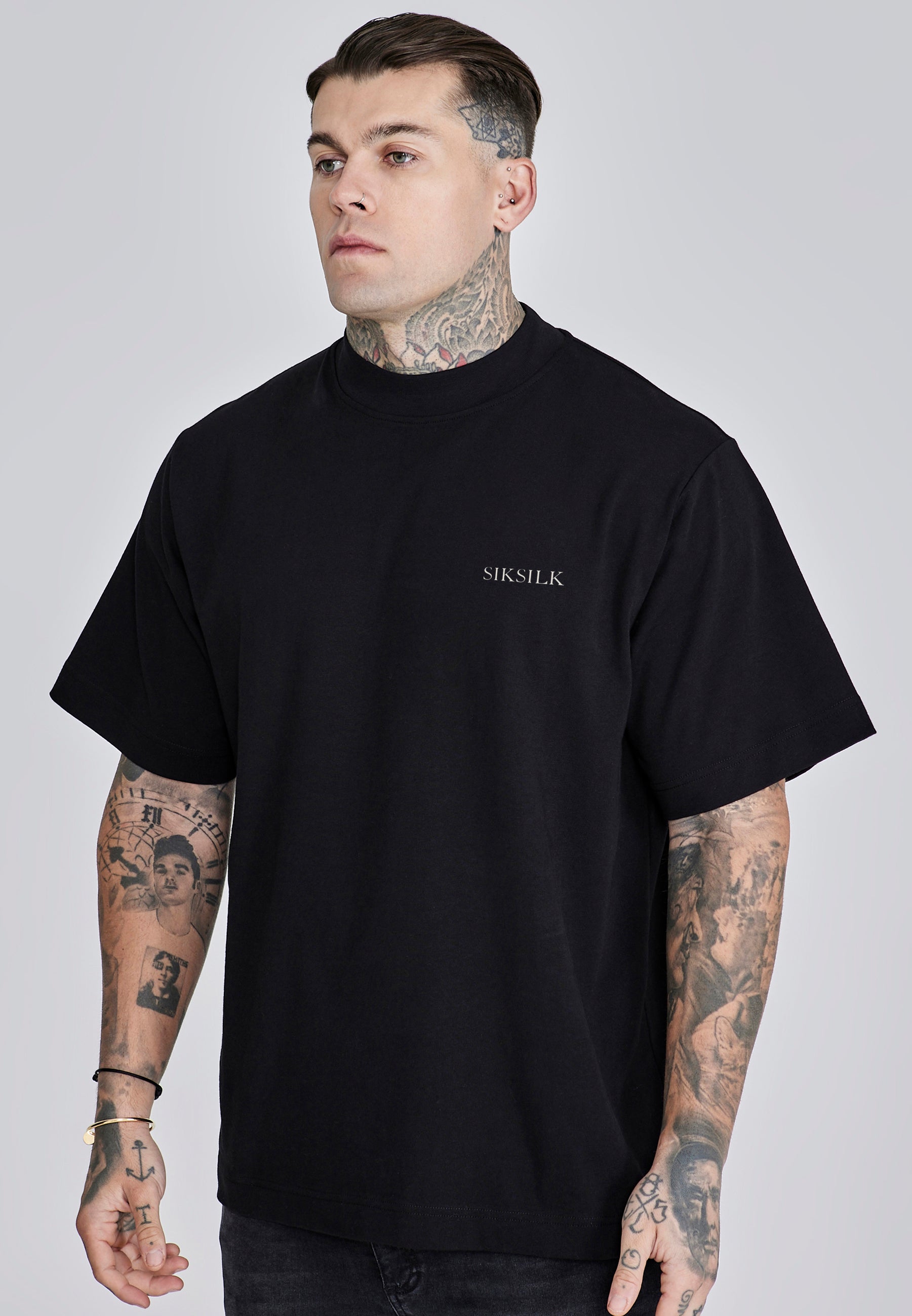 Graphic T-Shirt in Black T-Shirts SikSilk