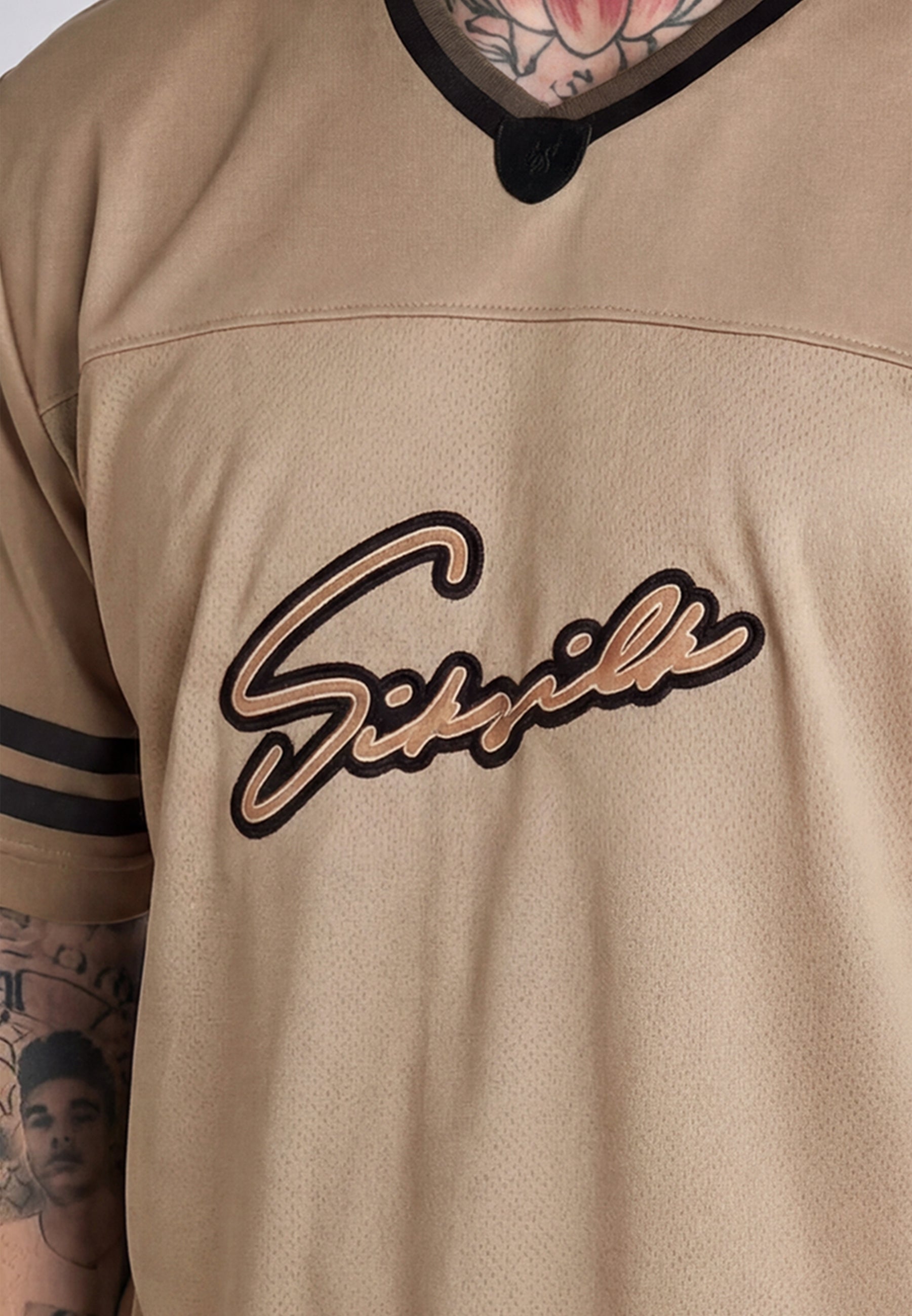 Football T-shirt in beige