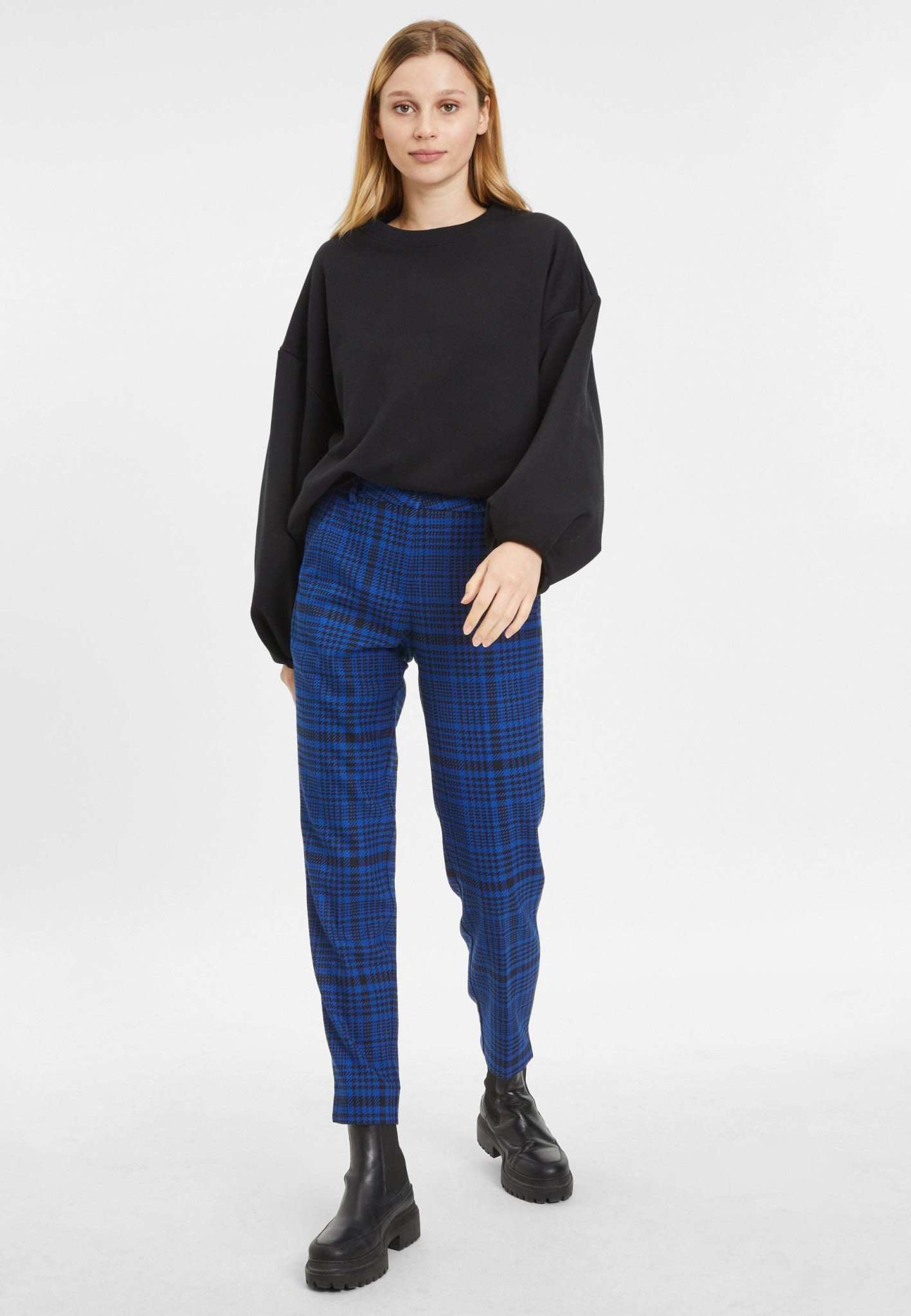 Ariana Check Cigarette Pants in Blueberry Houndstooth Check Pants Tamaris   