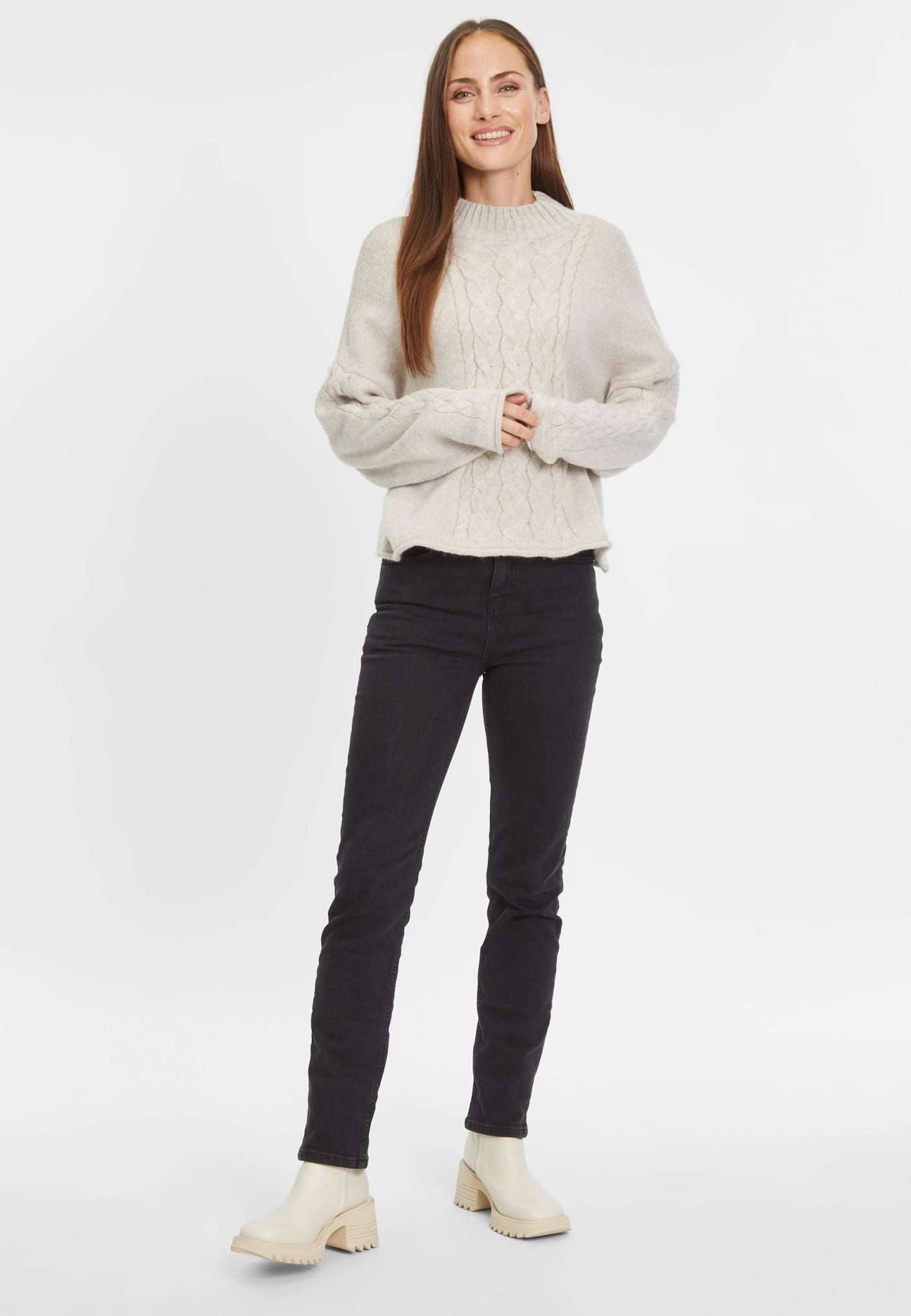 Balje Cable Knit Sweater in Tapioca Sweater Tamaris   