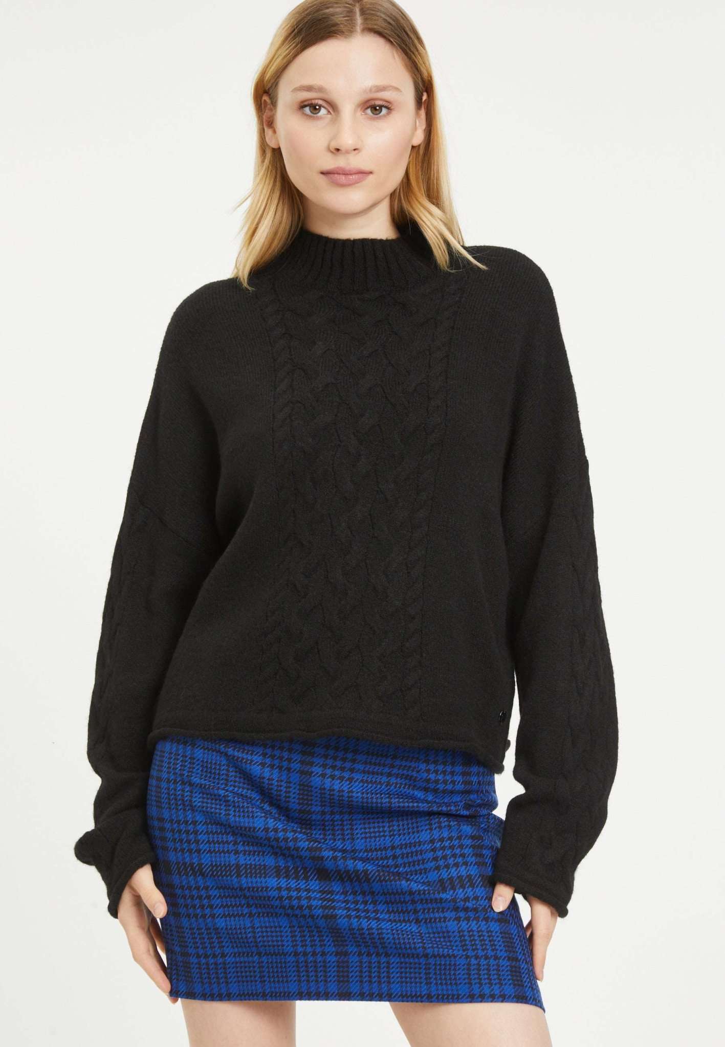 Balje Cable Knit Sweater in Black Beauty Sweater Tamaris   