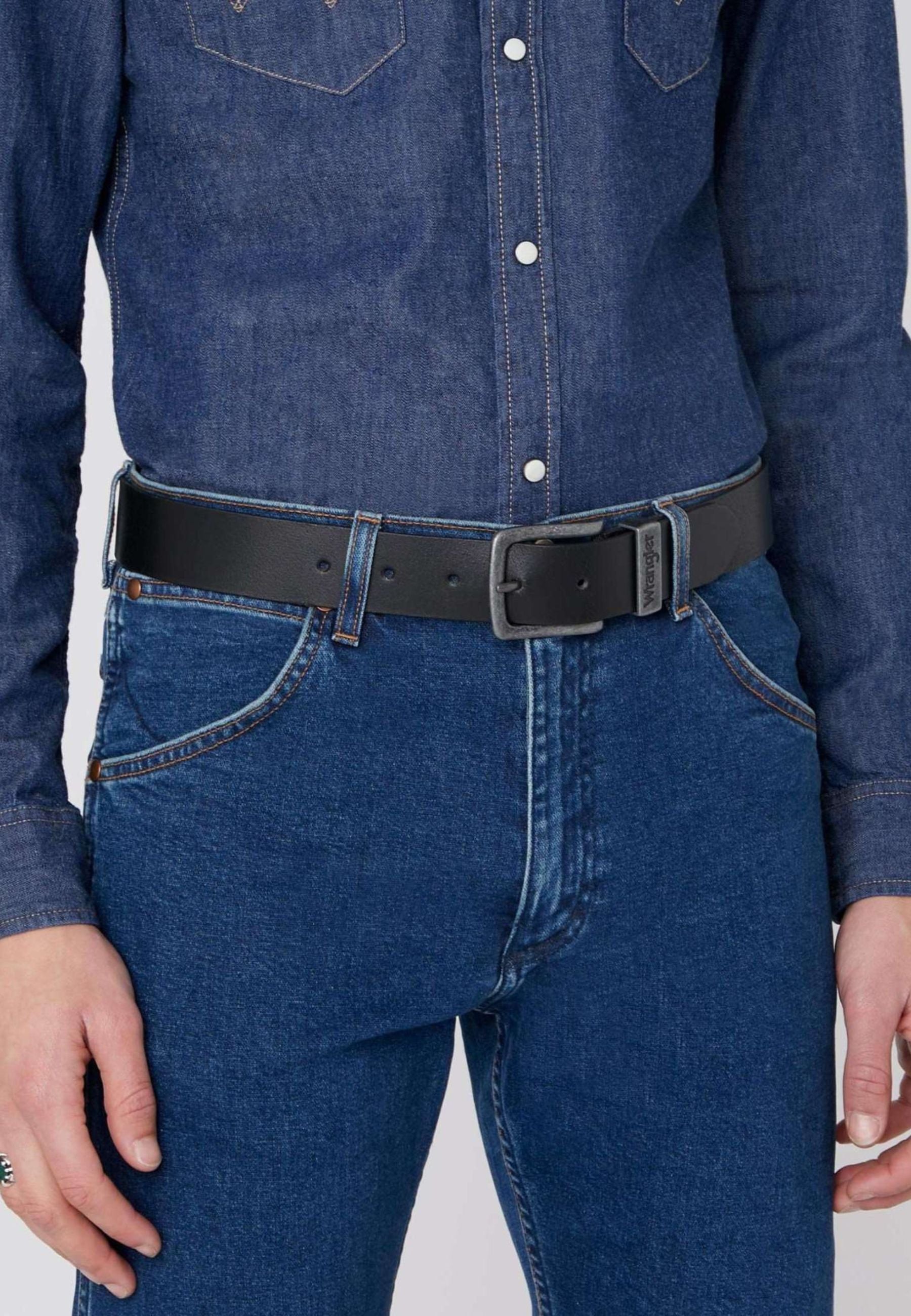 Metal Loop Belt in Black