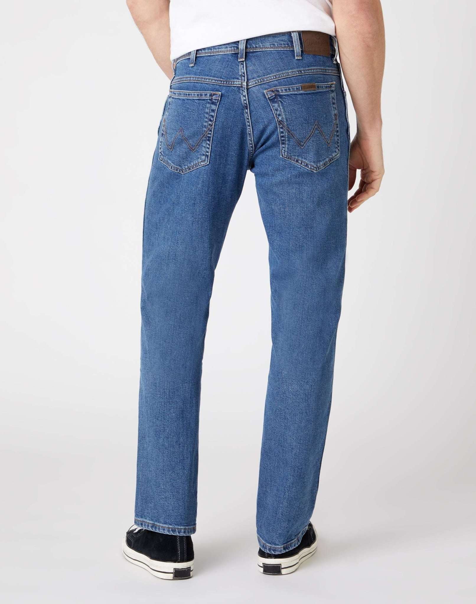 Regular Fit Low Stretch in Stonewash Jeans Wrangler   