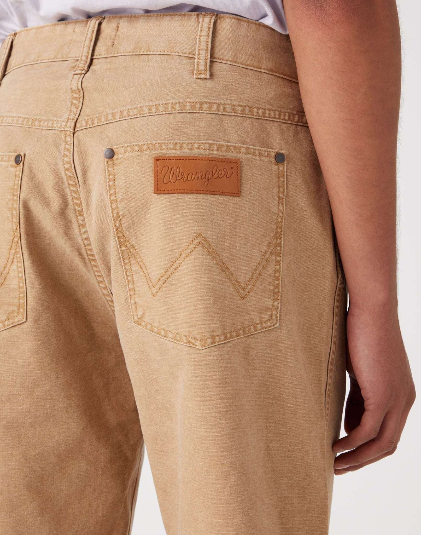 Frontier Short in Tigers Eye Shorts Wrangler   