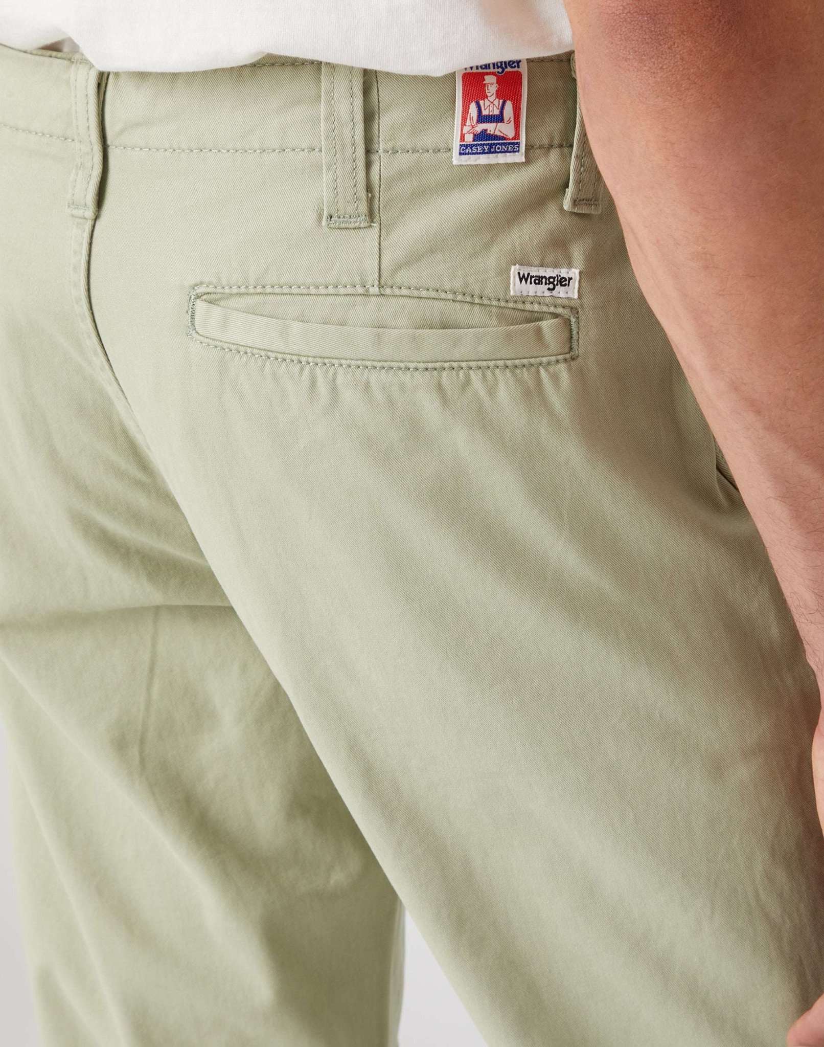 Casey Jones Chino in Tea Leaf Pants Wrangler   