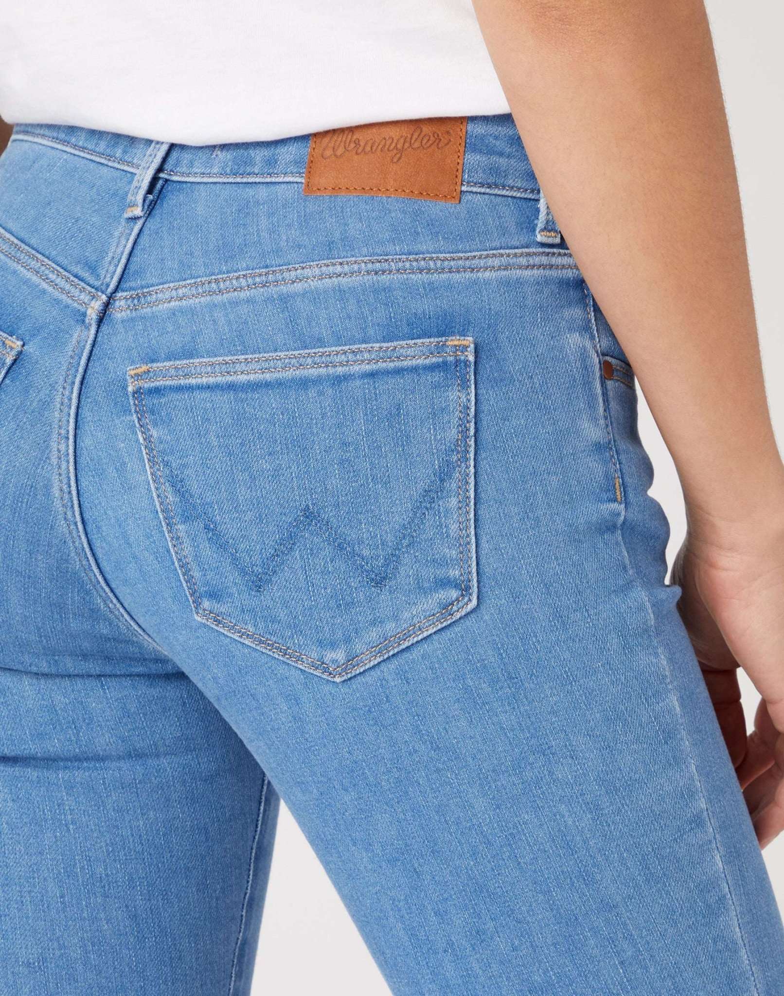 Skinny in Eye Candy Jeans Wrangler   