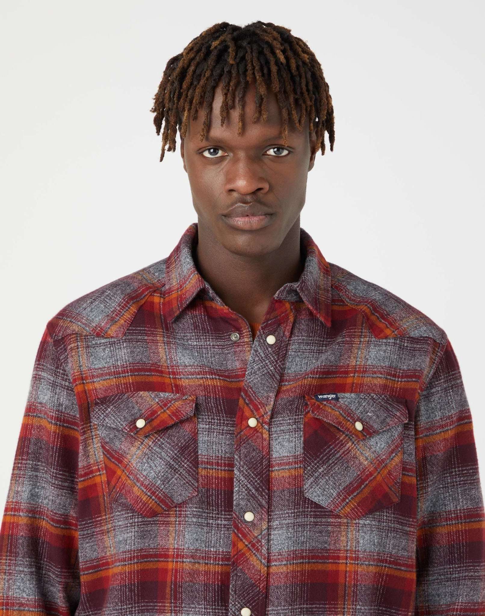 Heritage Shirt in Rhubarb Red Shirts Wrangler   