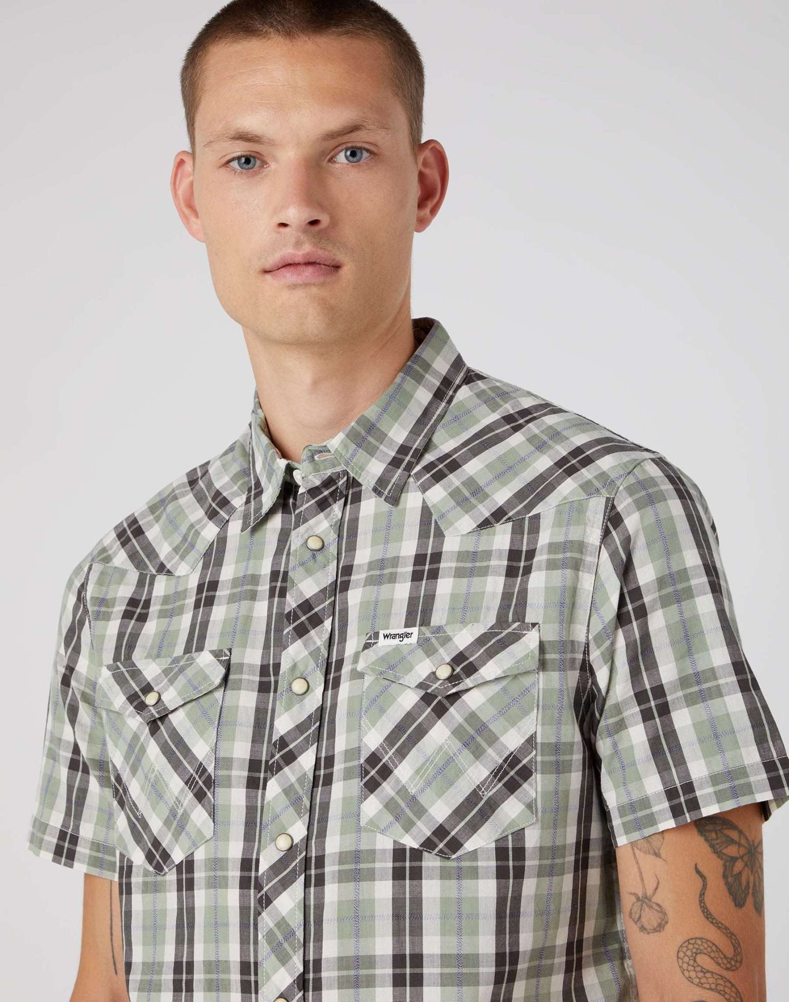 Short sleeve Western Shirt in Black Shirts Wrangler   