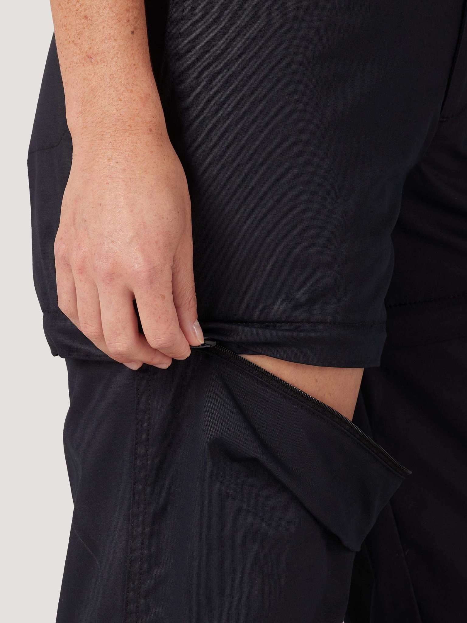 Packable Zipoff Pant in Black Pants Wrangler   