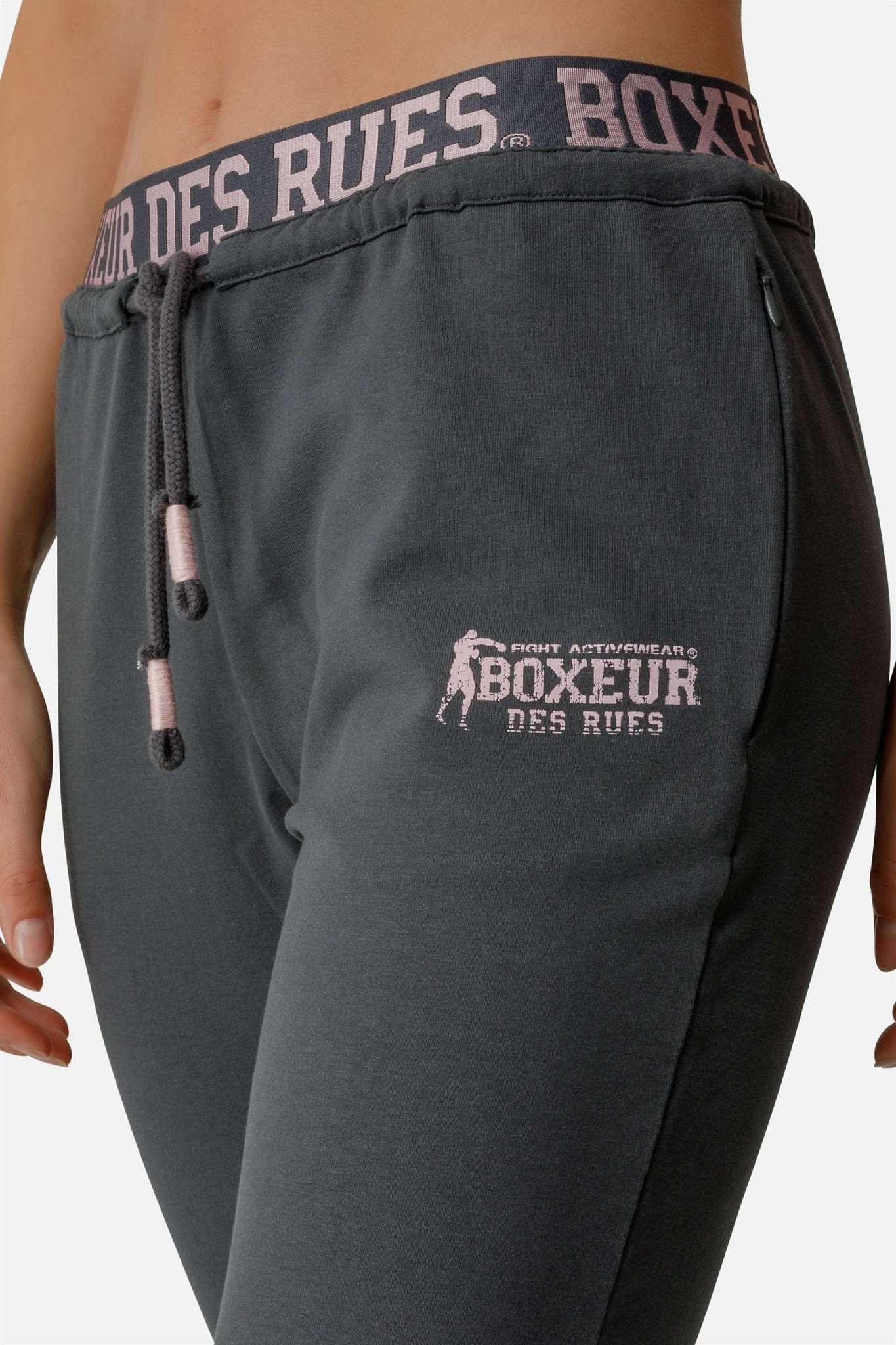 Logo Essential Pants in Anthracite Pants Boxeur des Rues   