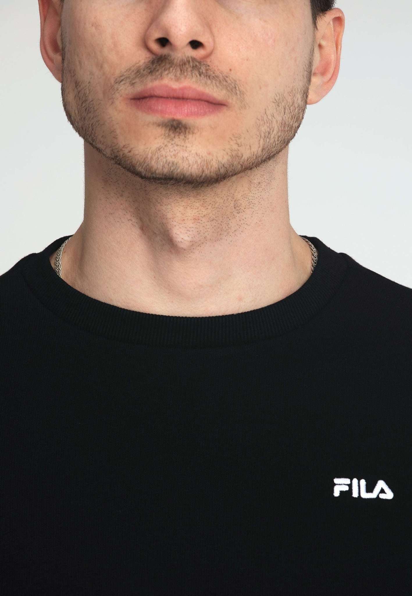 Brustem Crew Sweat in Black Sweatshirts Fila   