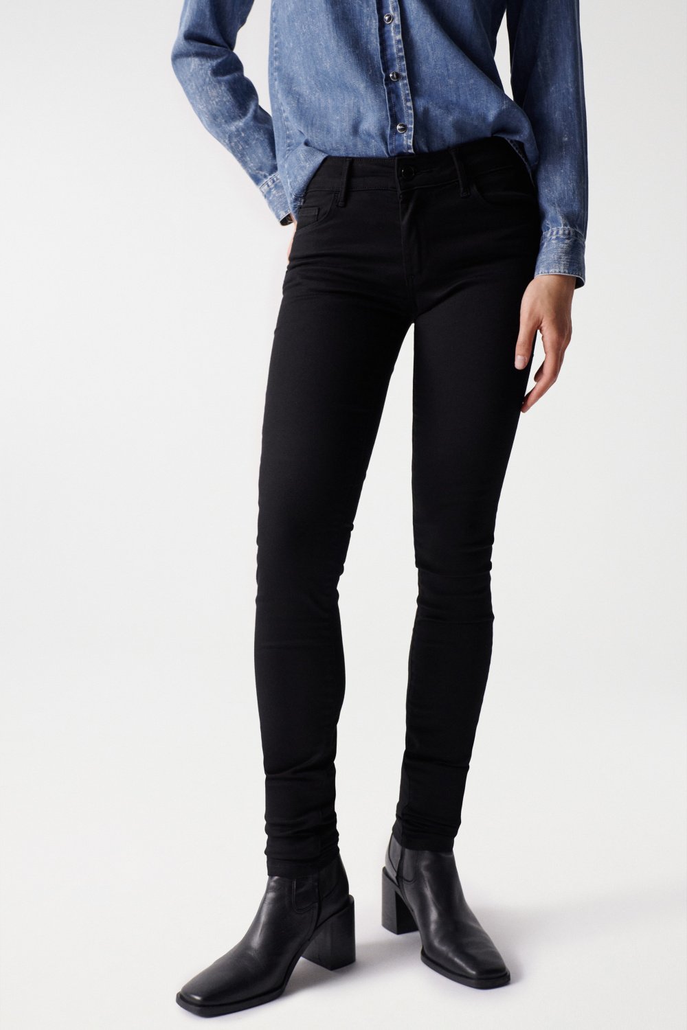 Wonder Skinny Push-Up in Black Jeans Salsa Jeans   