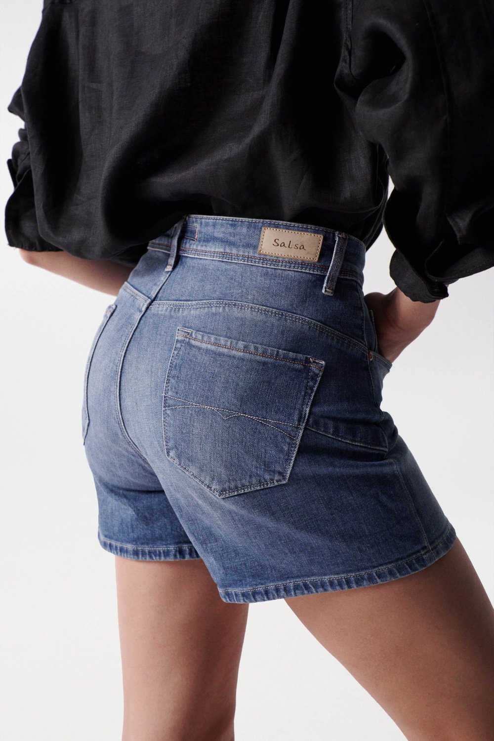 Short Glamour Push-In in Medium Wash Jean Shorts Salsa Jeans   