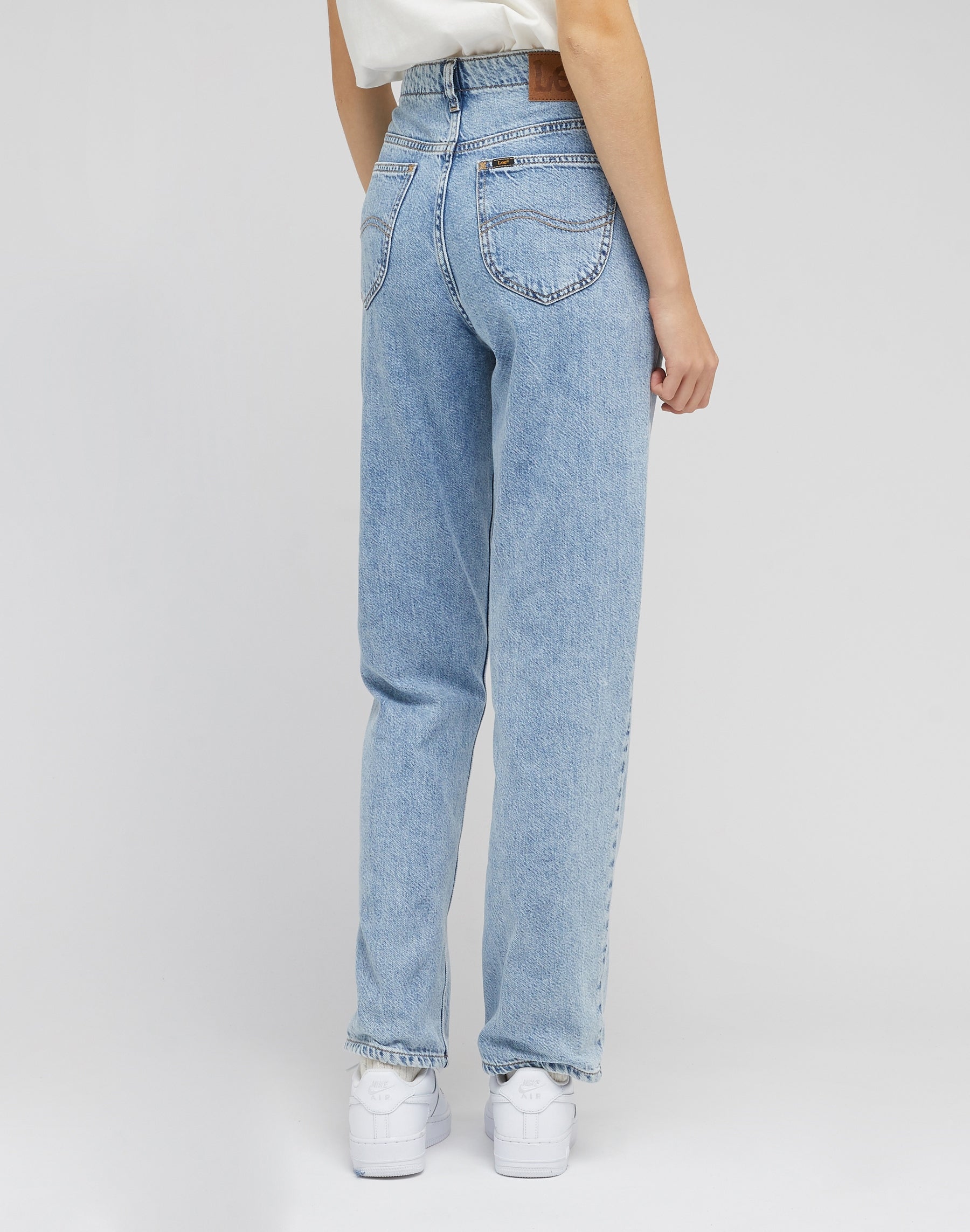 Elasticated Carol in Light Sanctuary Jeans Lee   