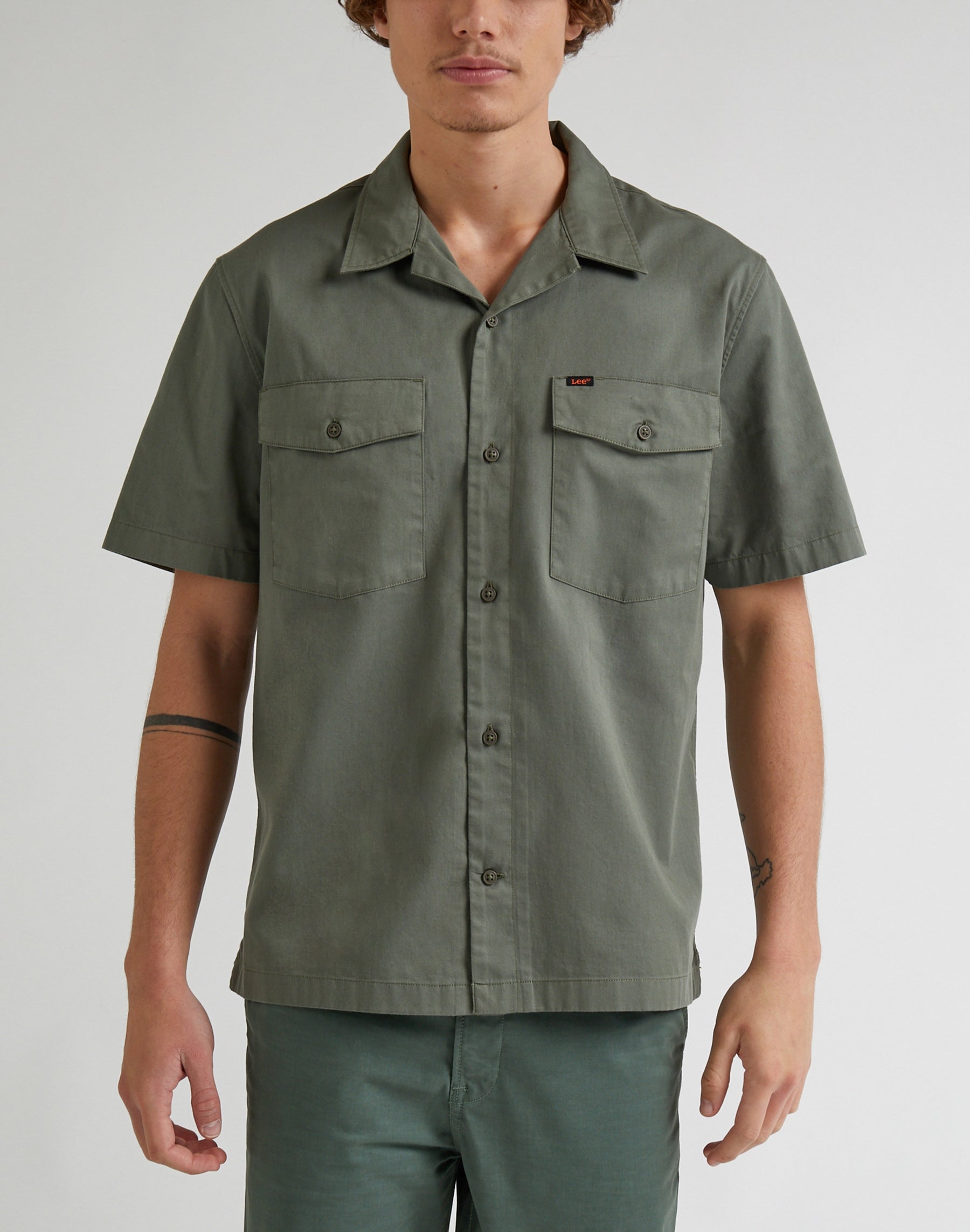 Short sleeve Chetopa shirt in Fort Green shirts Lee   