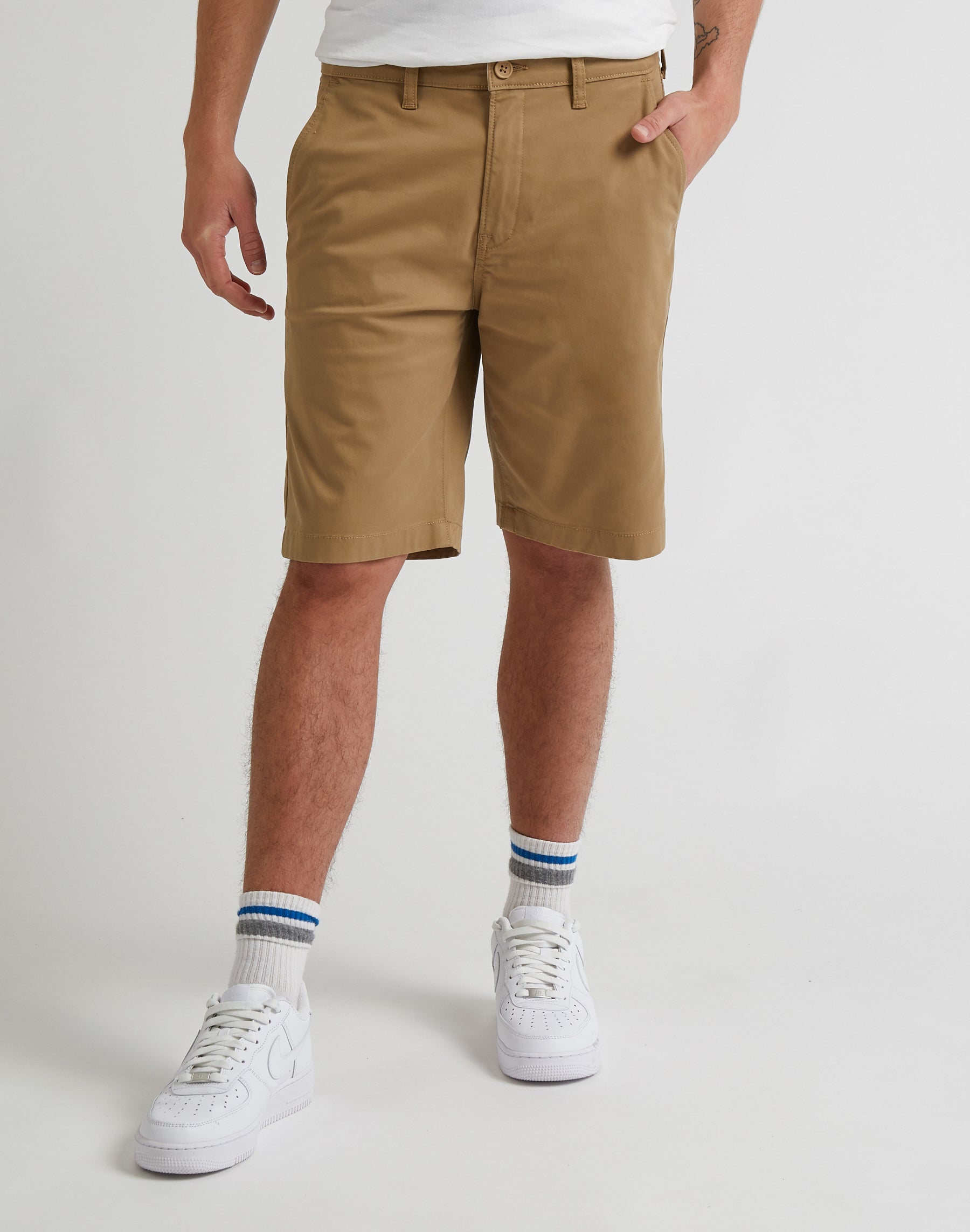 Regular Chino Short in Clay Shorts Lee   