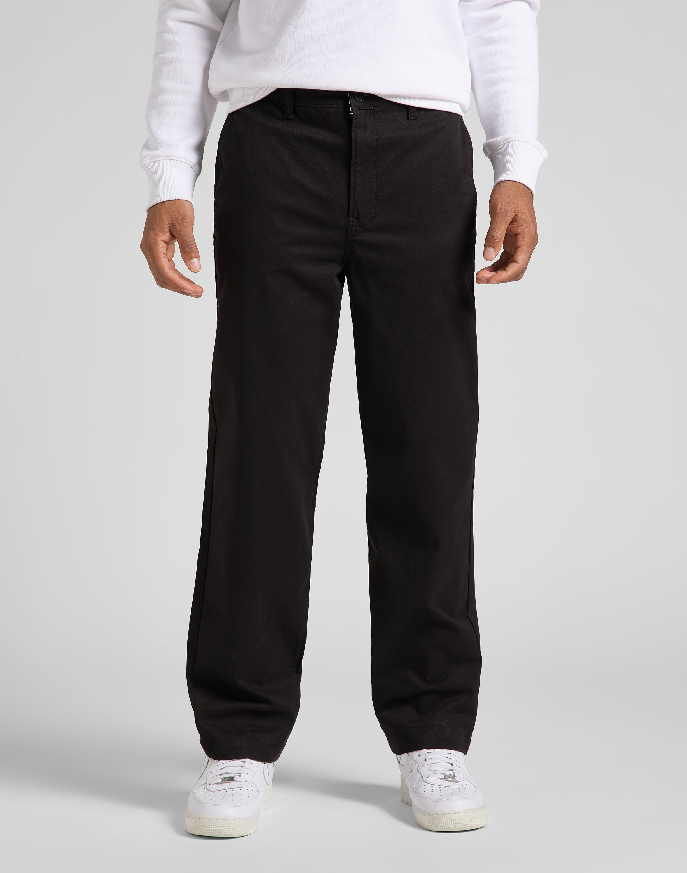 Relaxed Chino in Black Pants Lee   