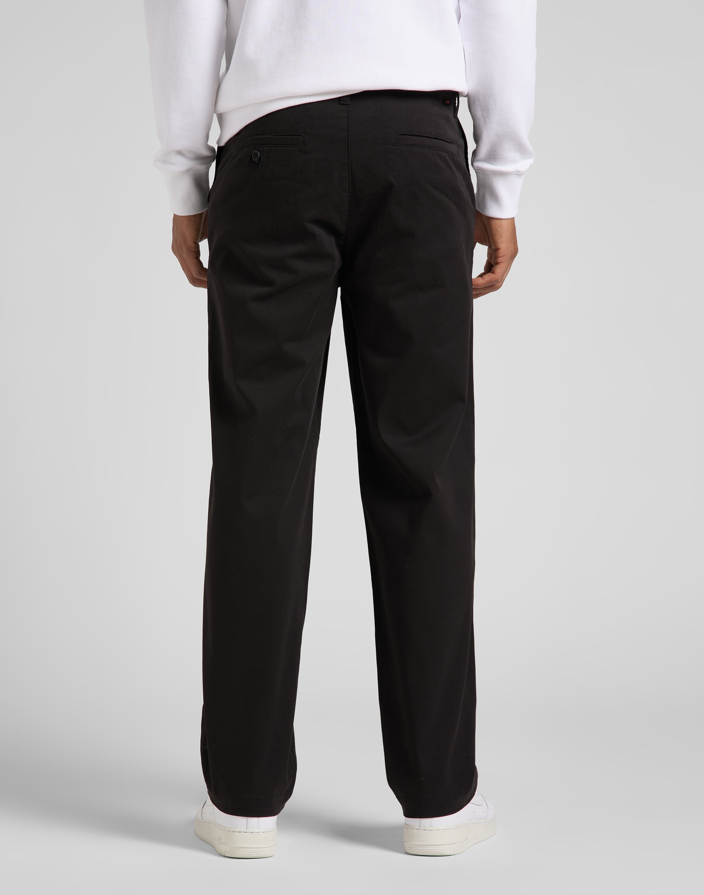 Relaxed Chino in Black Pants Lee   