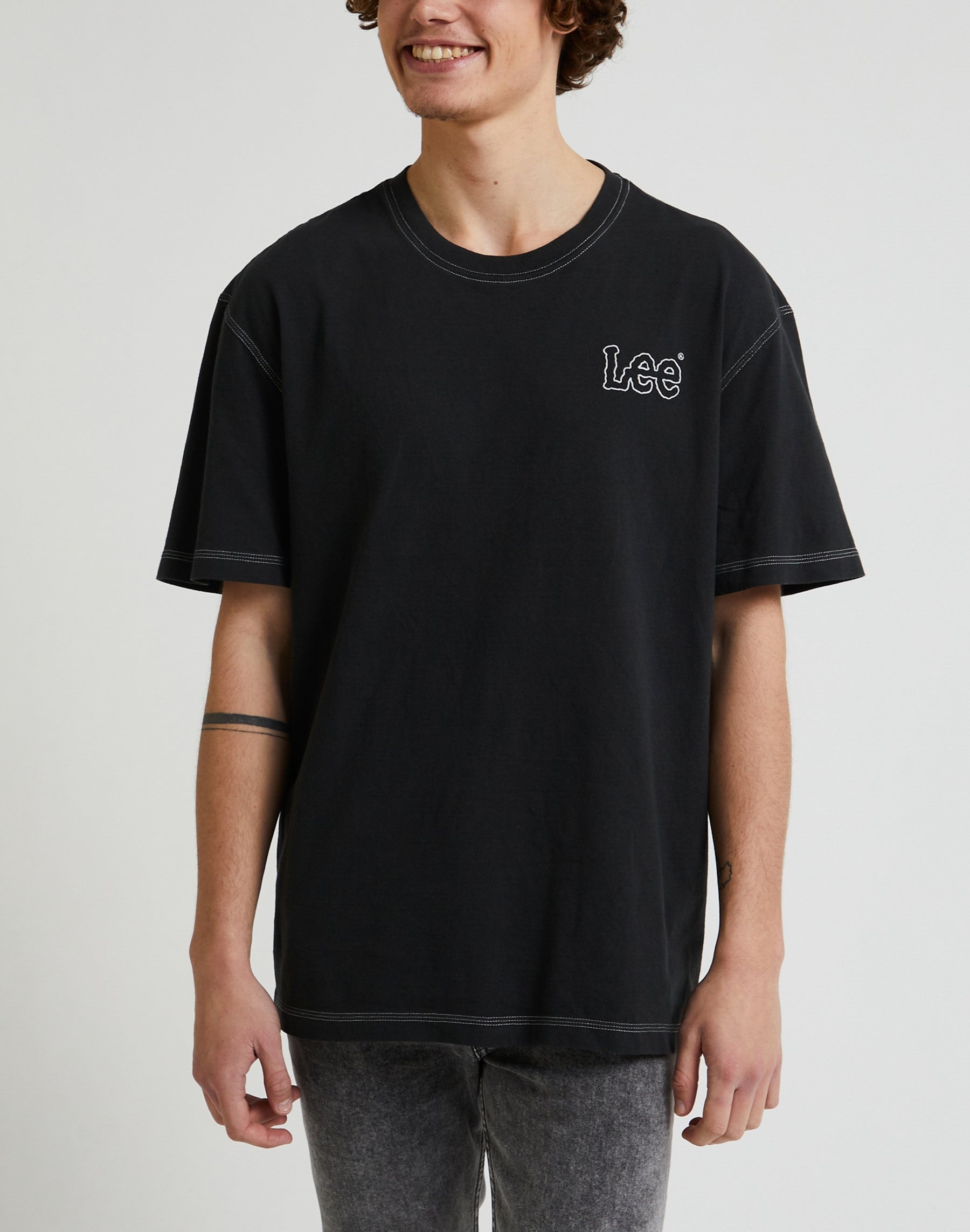 Loose Seasonal Tee in Washed Black T-Shirts Lee   