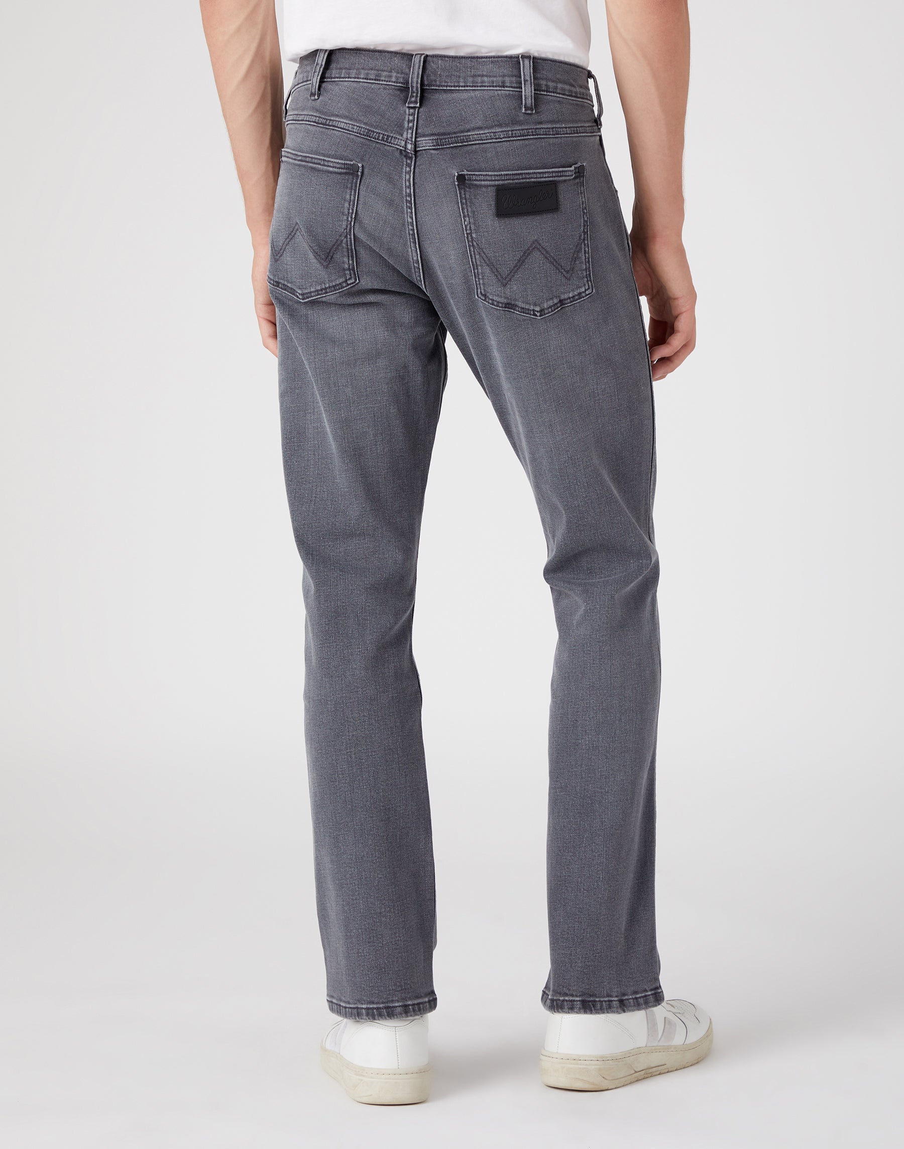 Greensboro Medium Stretch in Ebony Sky Jeans Wrangler   