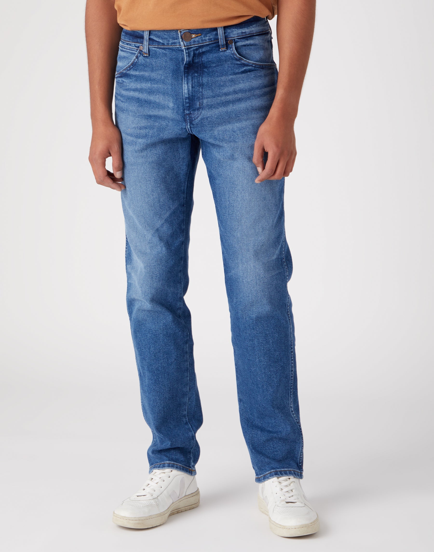 River in Smoke Sea Jeans Wrangler   