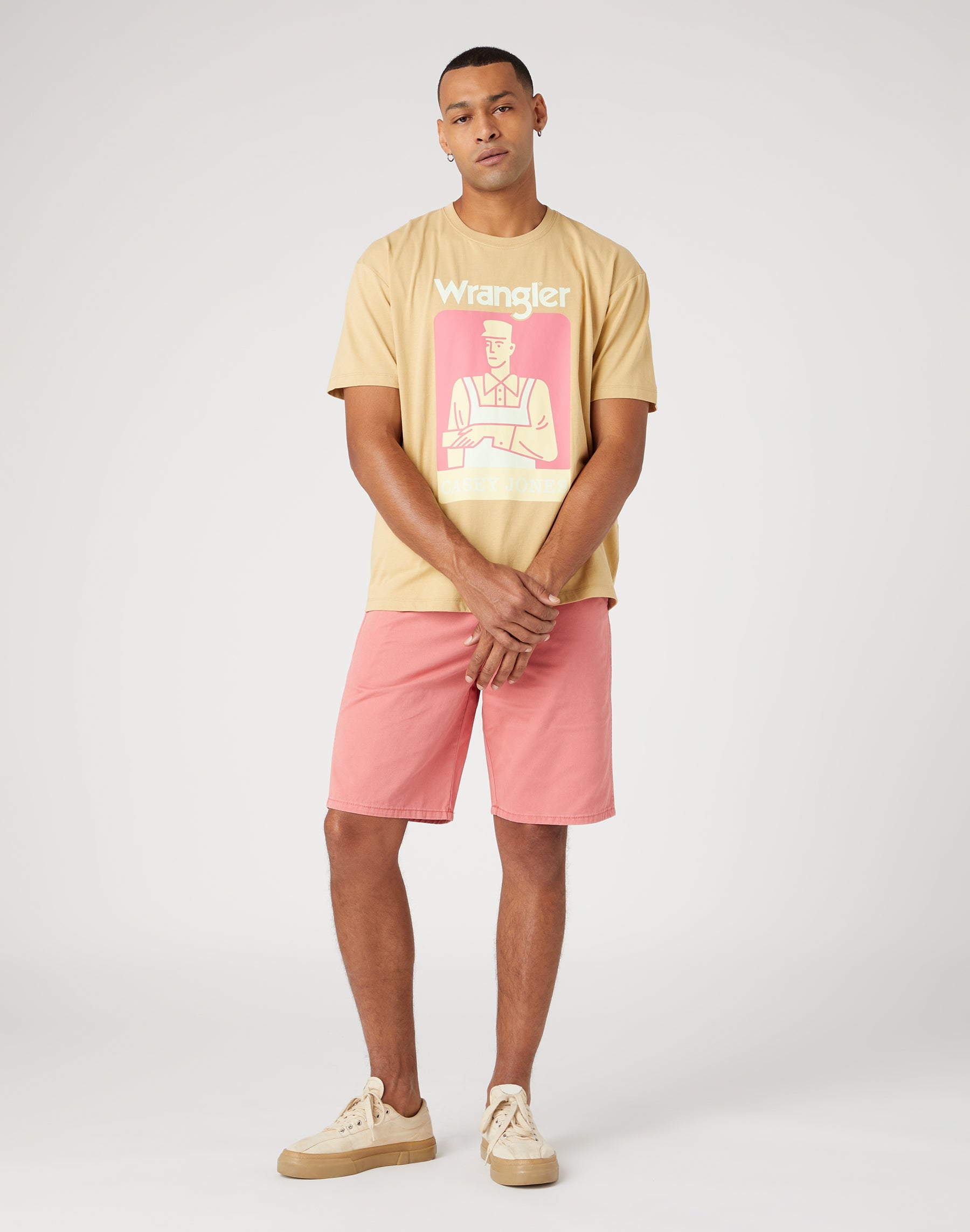 Casey Jones Chino Shorts in Faded Rose Shorts Wrangler   