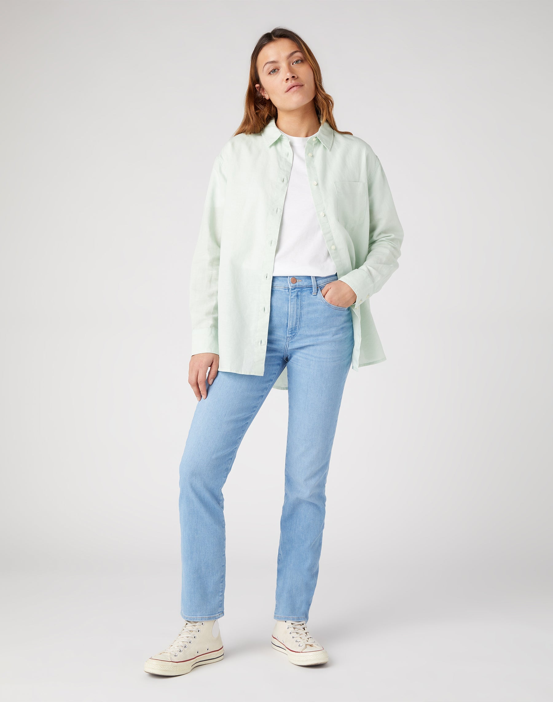 Slim in Easy On The Eyes Jeans Wrangler   