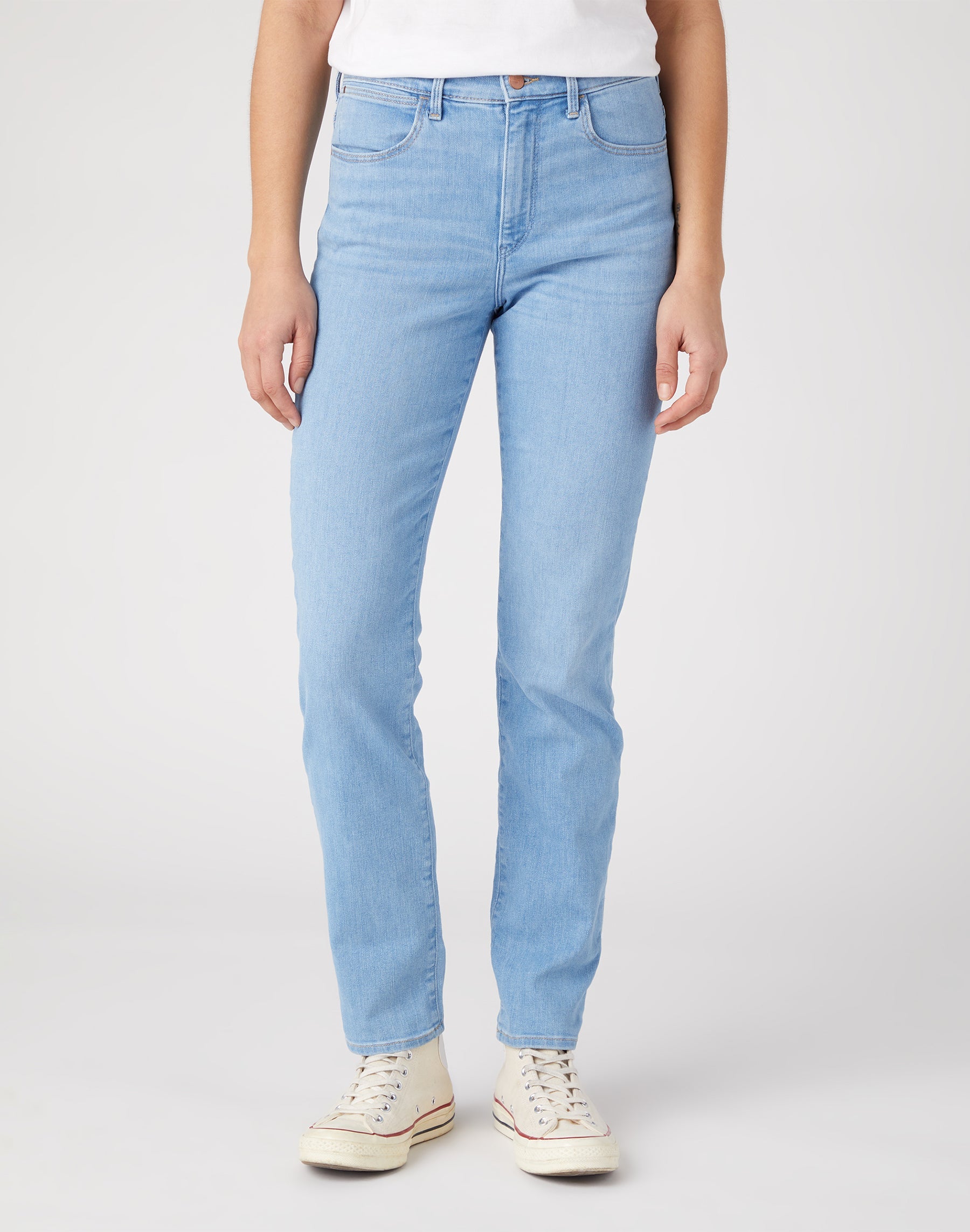 Slim in Easy On The Eyes Jeans Wrangler   