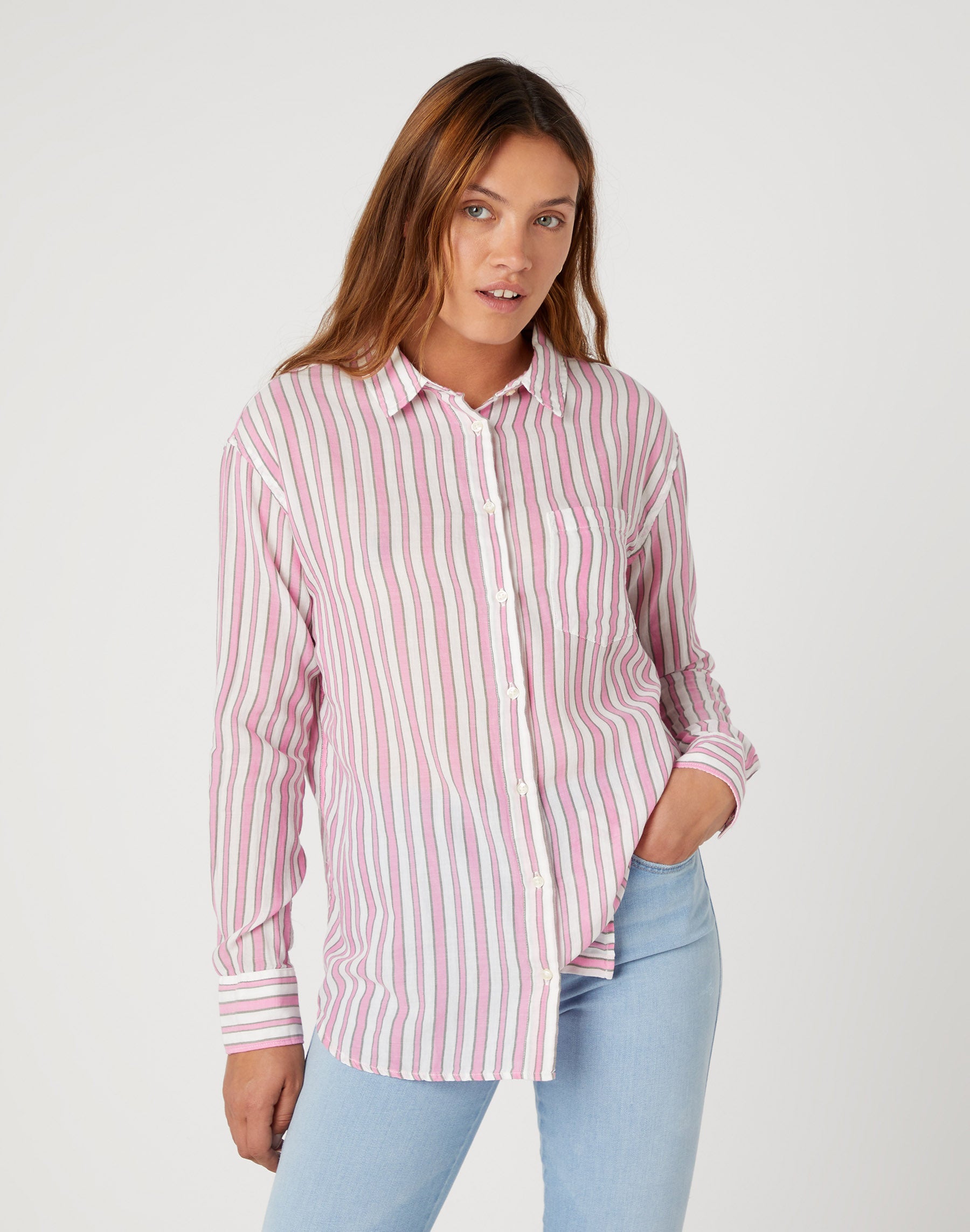 One Pocket Shirt in Fuchsia Rose Shirts Wrangler   